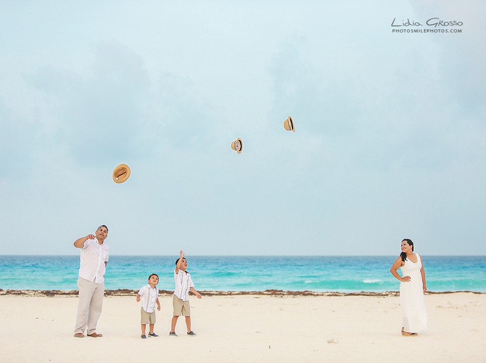 Family pictures Cancun