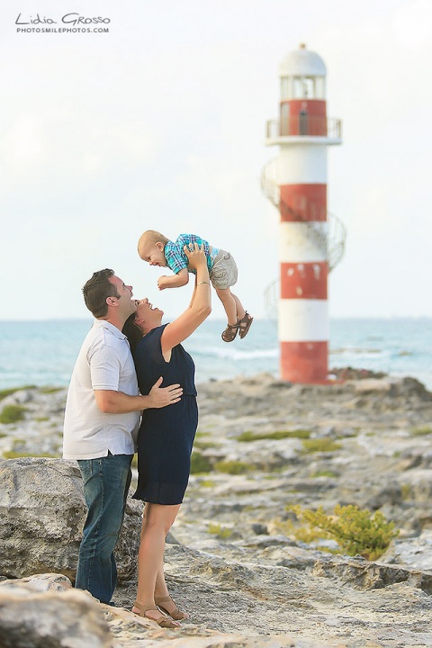 Hyatt Ziva Cancun photographer family portraits